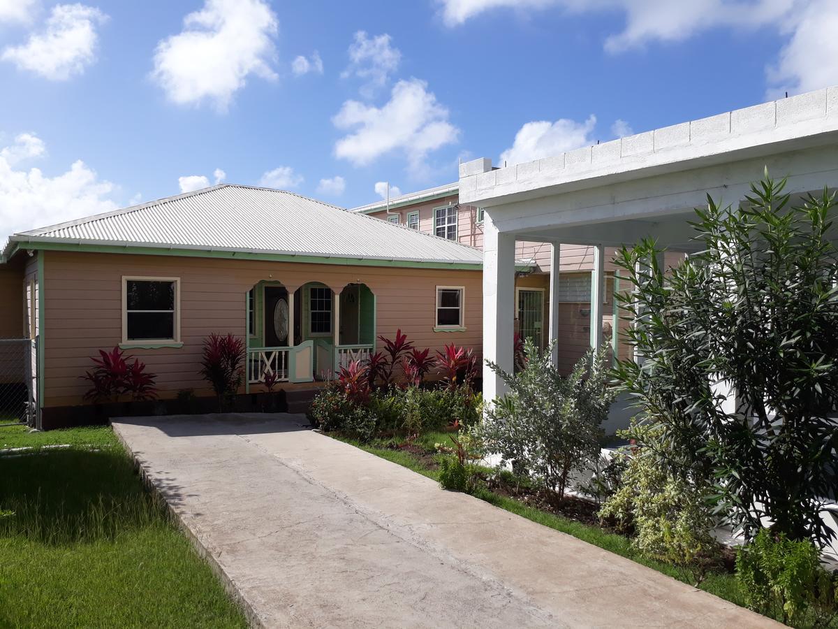 Apartment Unforgetable Gardens Falmouth Harbour ภายนอก รูปภาพ